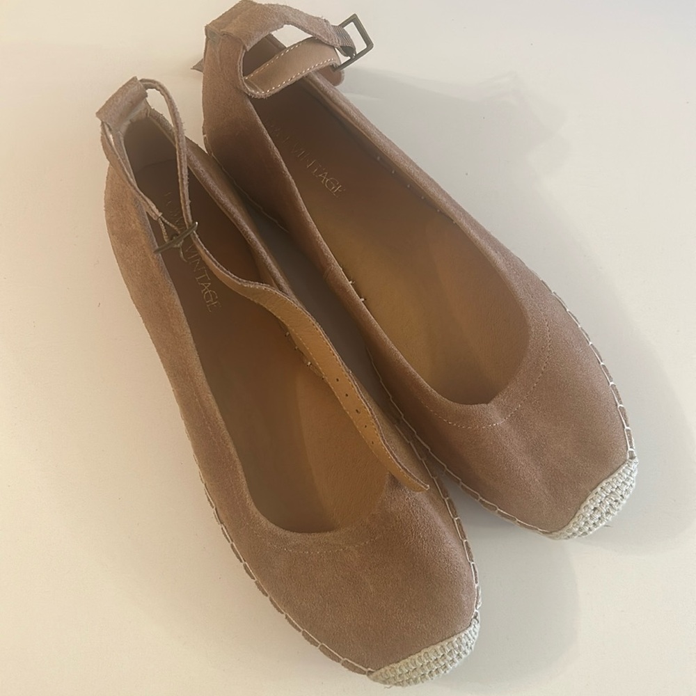 Crown Vintage Brown White Leather Round Cap Toe Espadrille Flats Size 10 - Picture 2 of 8